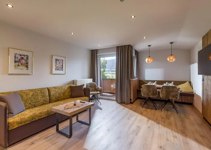 Ξενοδοχείο με διαμερίσματα Bergland 4*