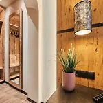 Bergland Aparthotel 4*