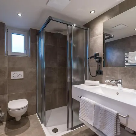 Apart Otel Bergland 4*